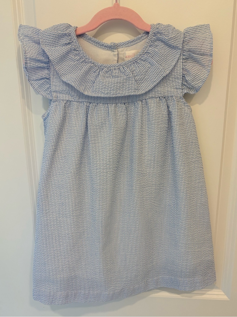 Cecil and Lou Blue White Seersucker Ruffle Flutter Sleeve Dress Girls 3T